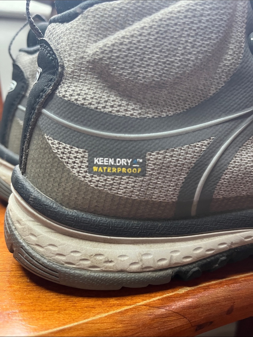 KEEN Terradora Mid Waterproof Hiking Boots Gray Women’s Size 6.5 EUC - Picture 2 of 11